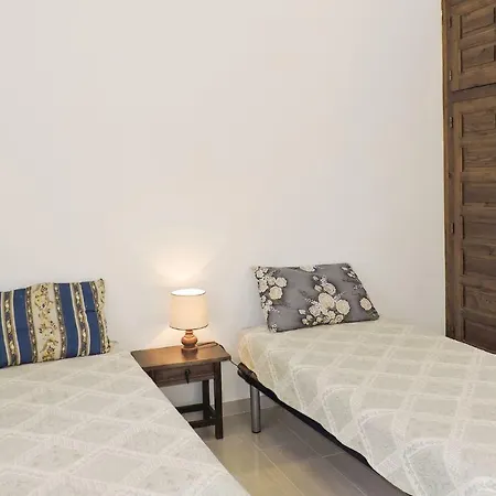 Holiday home Stunning In Miami-platja With Wifi Miami Playa