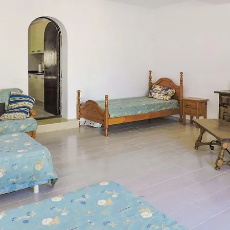 Holiday home Stunning In Miami-platja With Wifi *
