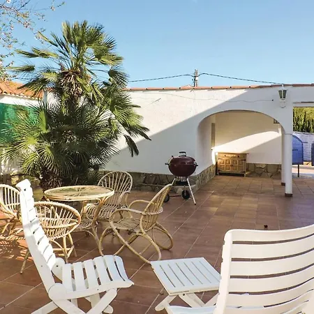 Holiday home Stunning In Miami-platja With Wifi Miami Playa